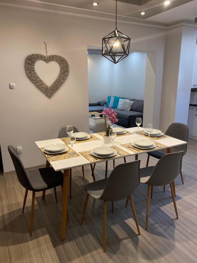 Gabrielle2 Apartman Debrecen Eksteriør bilde